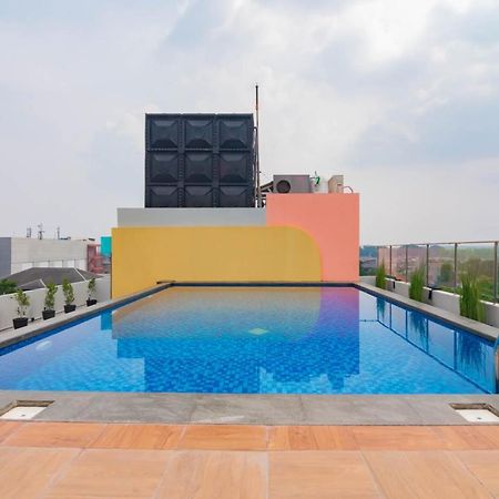 Sans Hotel Alexander Bandung Ngoại thất bức ảnh