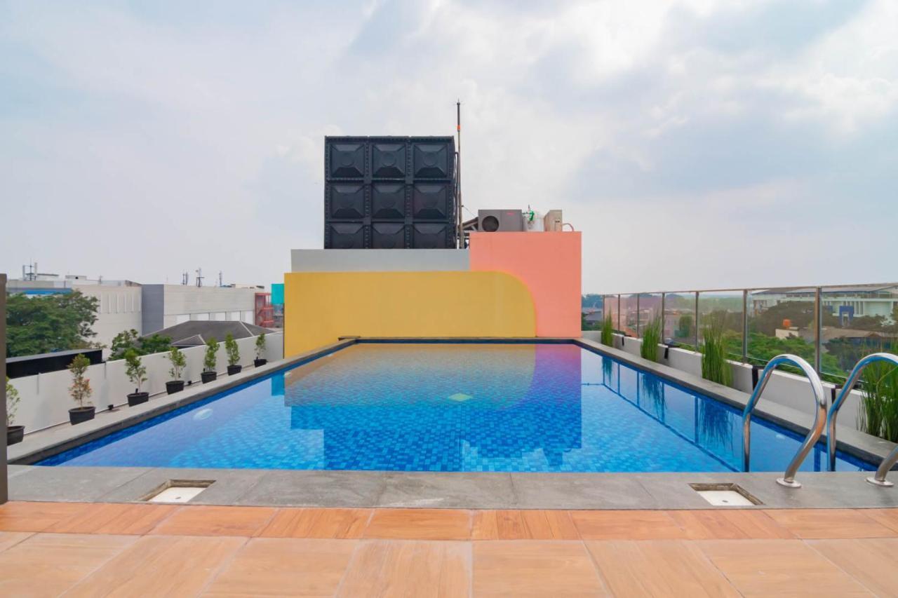 Sans Hotel Alexander Bandung Ngoại thất bức ảnh