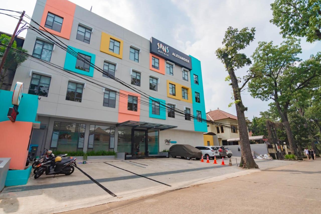 Sans Hotel Alexander Bandung Ngoại thất bức ảnh