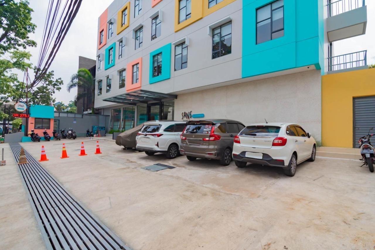 Sans Hotel Alexander Bandung Ngoại thất bức ảnh