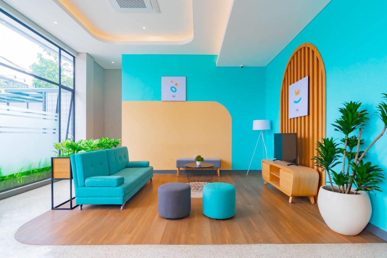Sans Hotel Alexander Bandung Ngoại thất bức ảnh